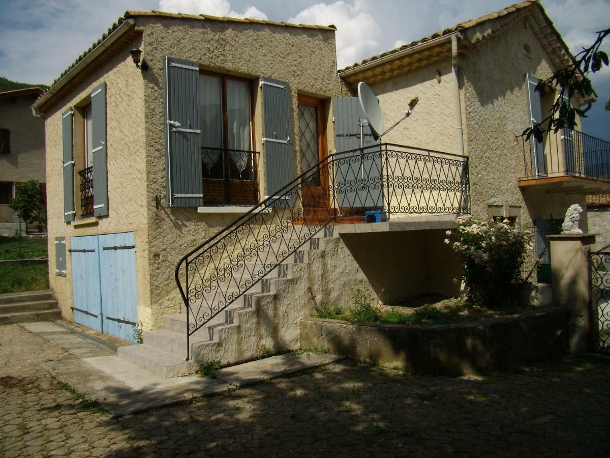 Comme Chez Vous Villa Bayons Exteriör bild